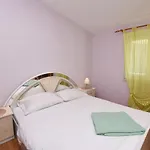 Djiko شقة