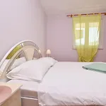 Apartment Djiko *